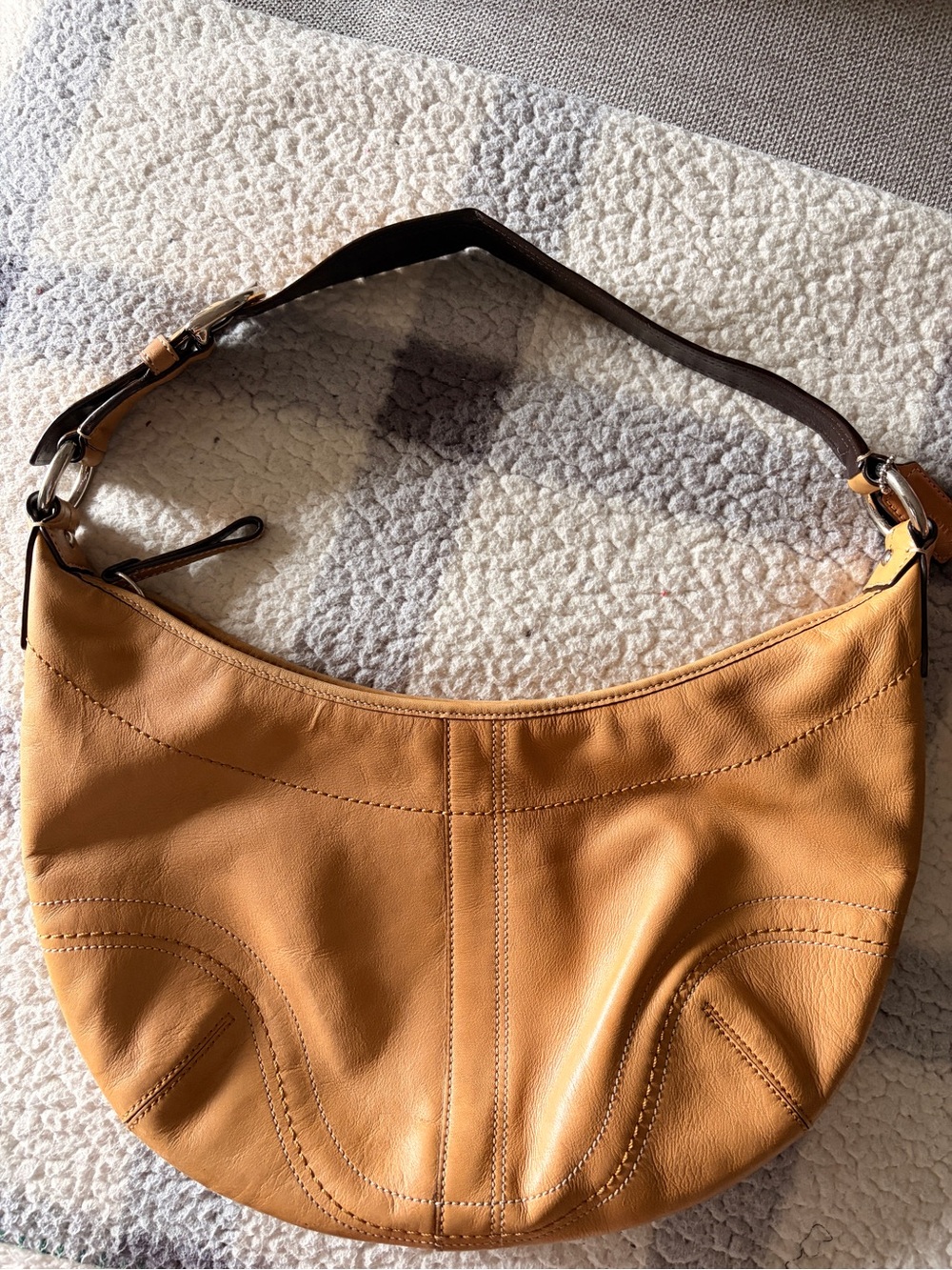 Coach SoHo leather shoulder bag - Picture 2 of 12